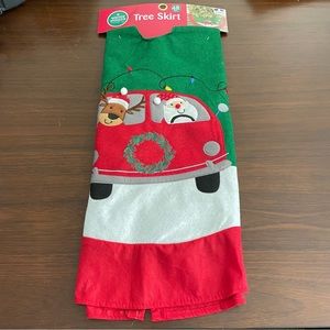 Winter Wonder Lane 48" Felt Christmas Tree Skirt Applique Santa Reindeer Car Red